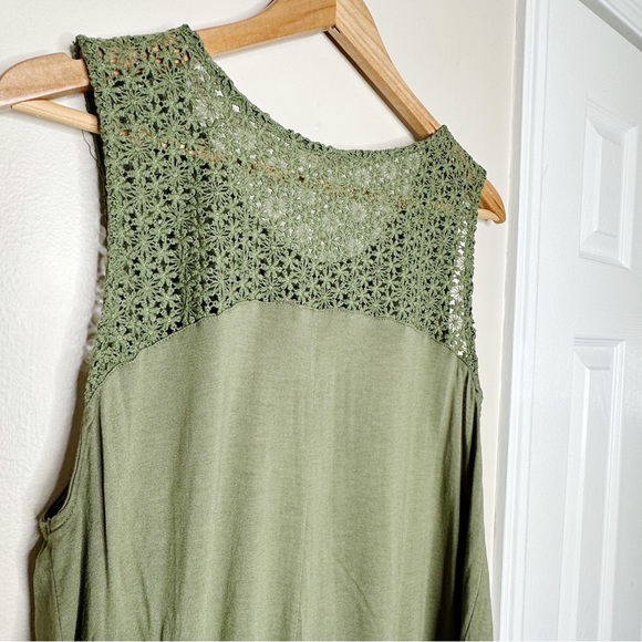 Old Navy Crochet Tank - Picture 3 of 6